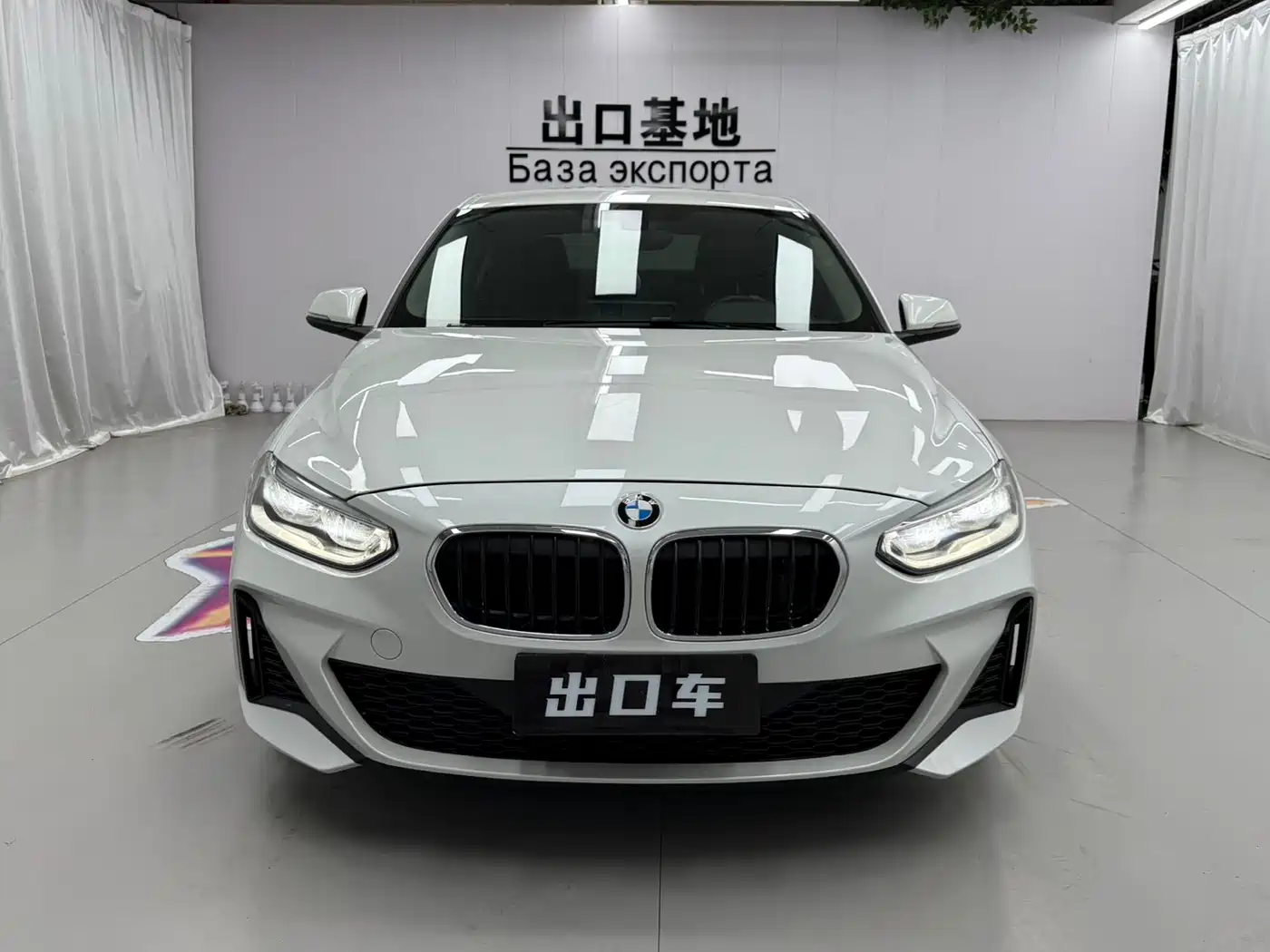 BMW 1 Series 2023 120i M Sport фото 2