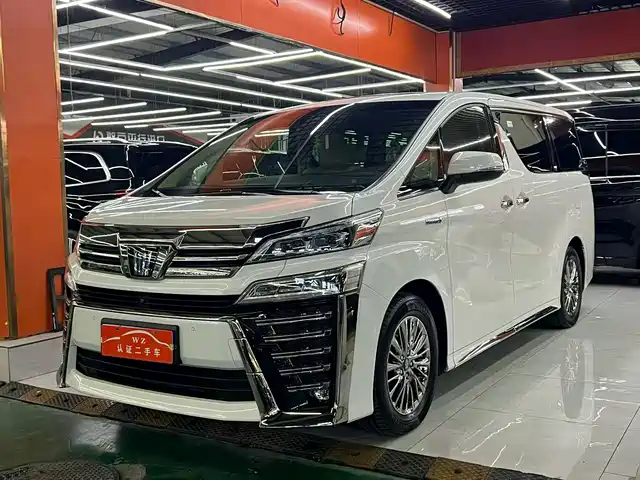Toyota Vellfire Toyota Crown, гибрид, 2.5L, HV Максимум