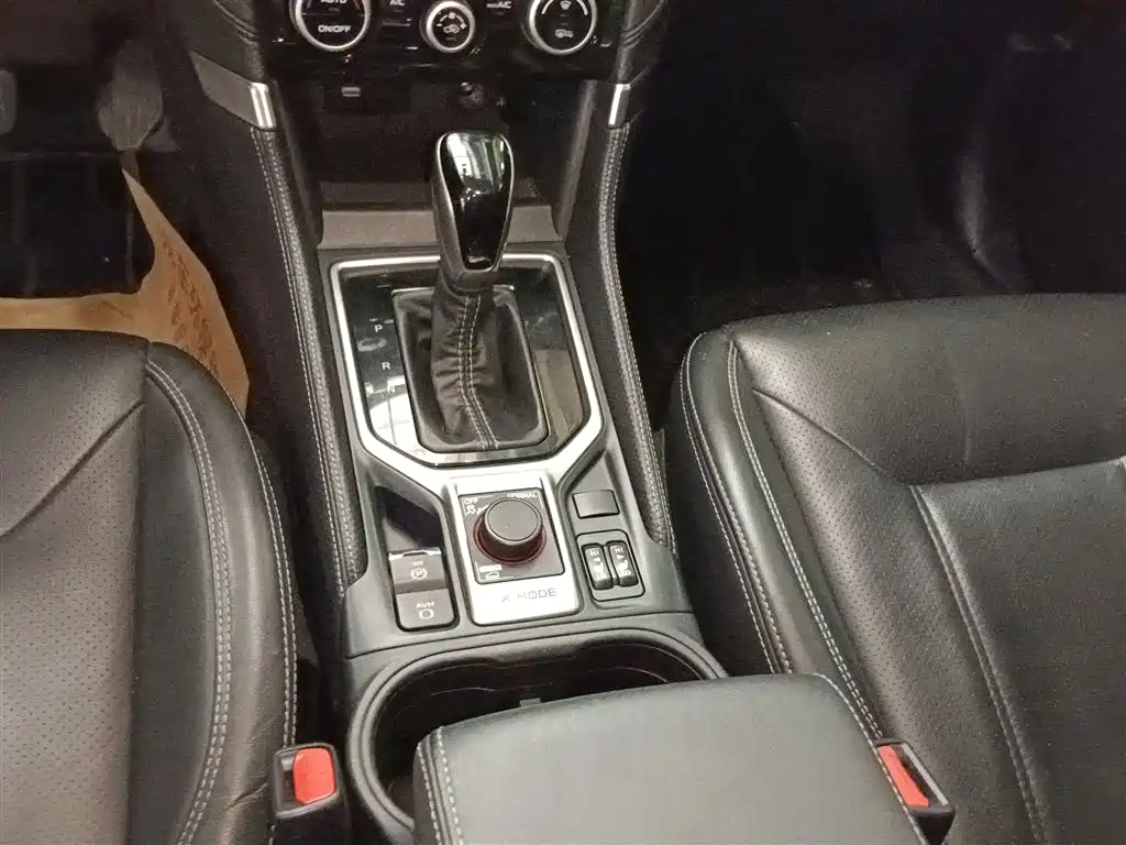 SUBARU FORESTER