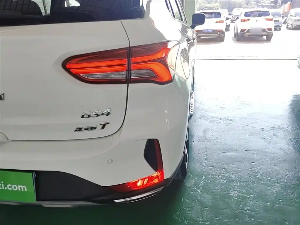 GAC Trumpchi Trumpchi GS4 2018 235T Automatic 2WD Luxury Smart Connect Million Commemorative Edition фото 8