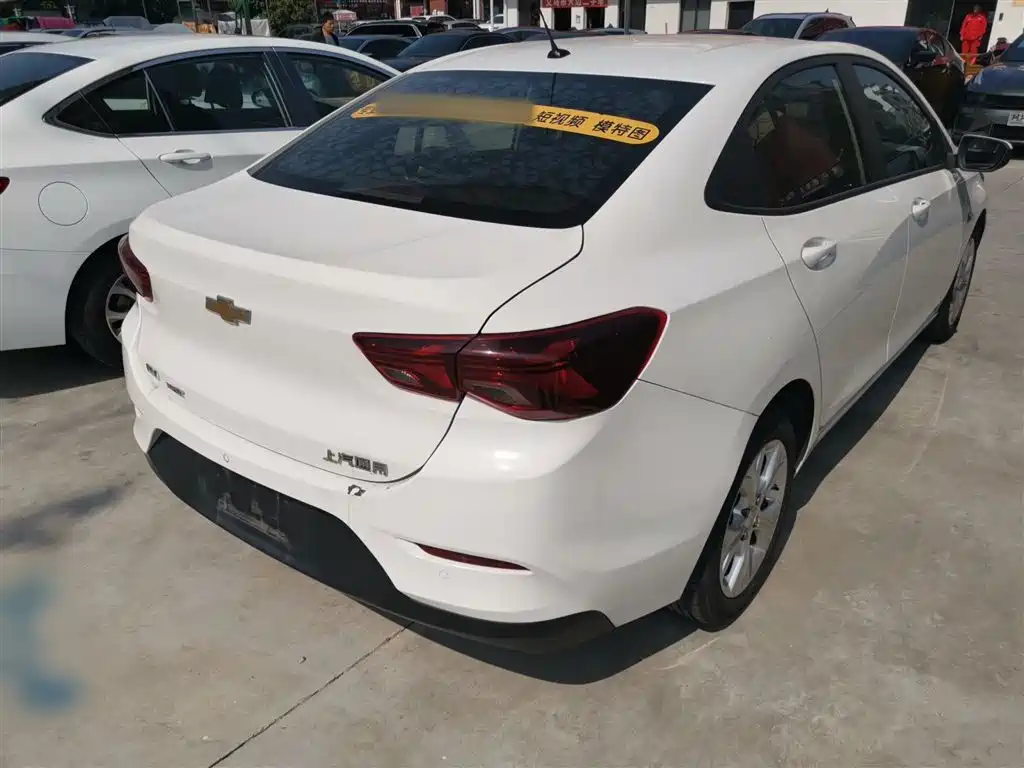 Chevrolet Cavalier 2020 325T Automatic Joy Edition фото 7