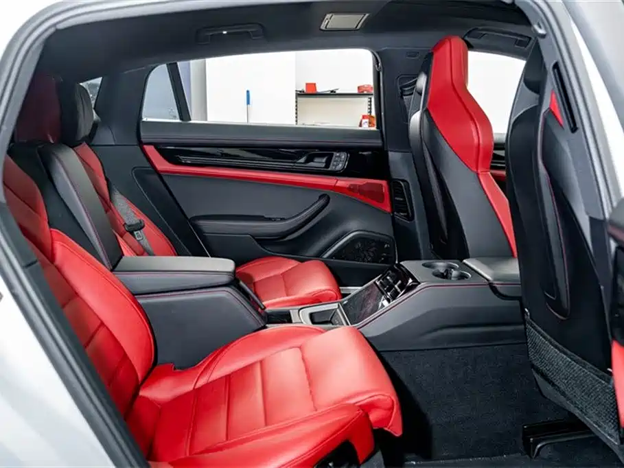 Porsche Panamera 2024 Panamera 4 Executive Long Wheelbase 2.9T фото 22