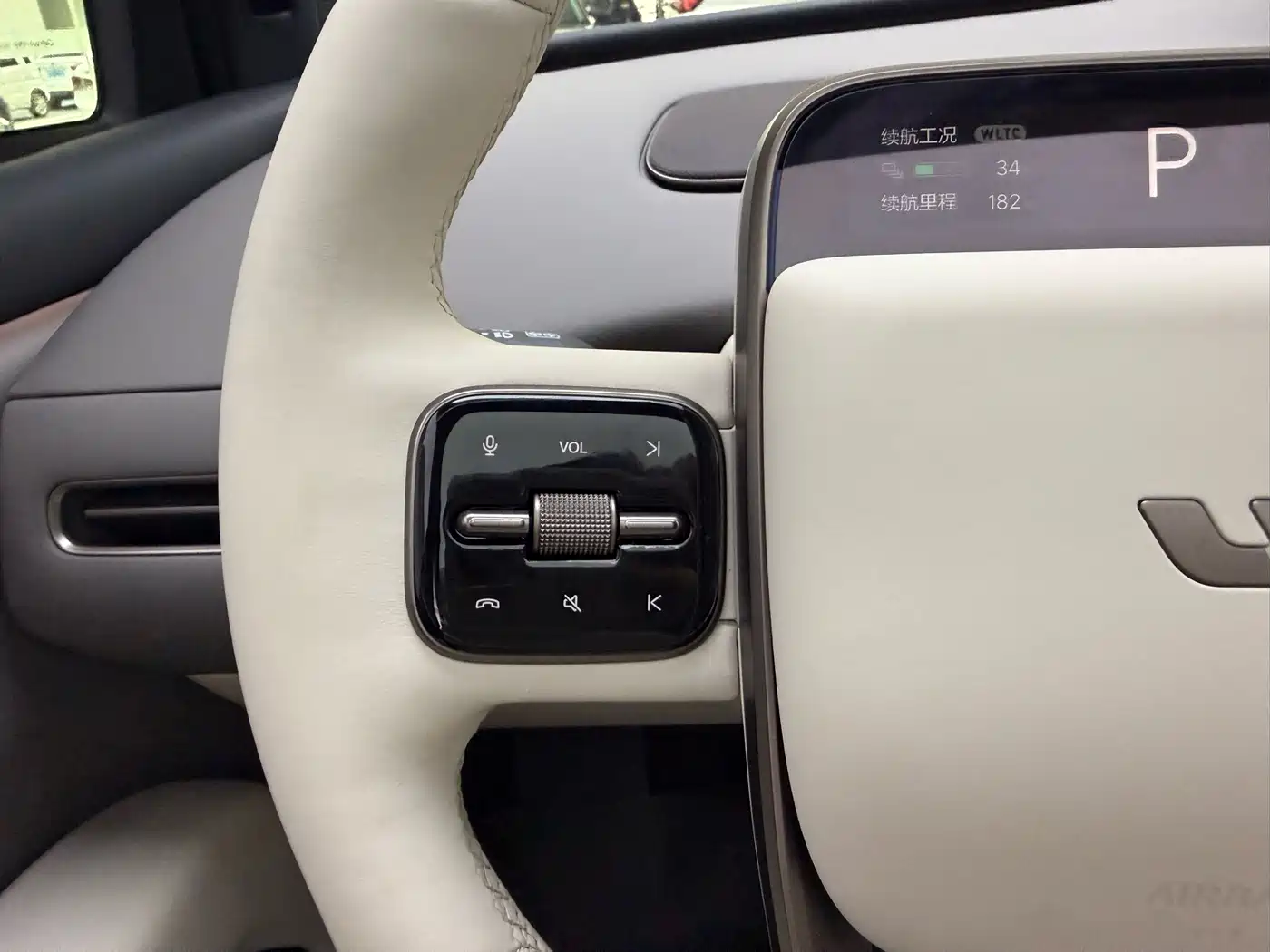 Li Auto i6 2026 2025 4WD Base Model