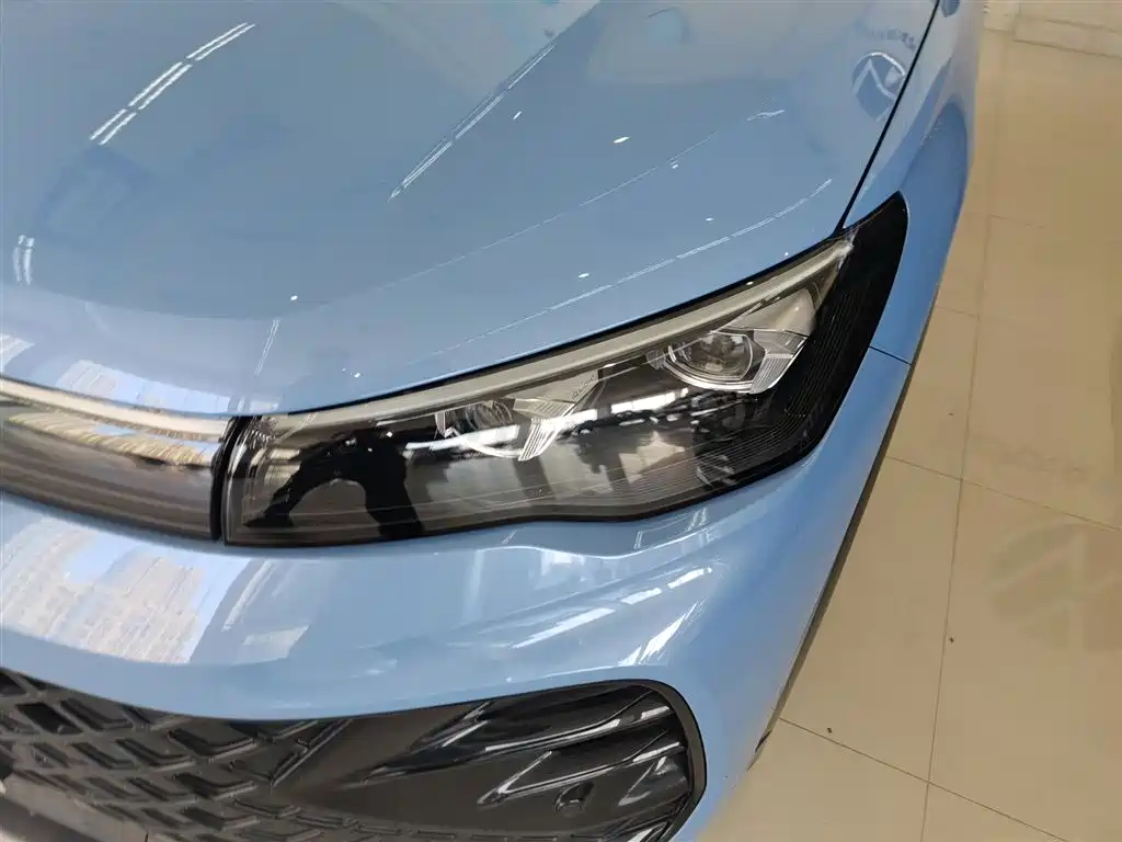 Volkswagen Tiguan L 2024 PRO 380TSI 4WD R-Line Premium Edition фото 24