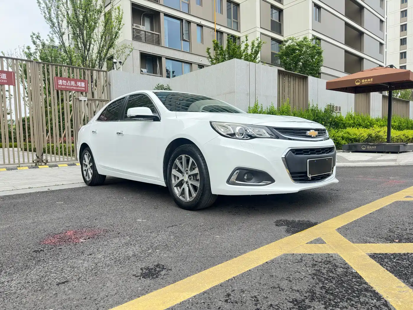 Chevrolet Malibu 2016 2.0L Automatic Luxury фото 3