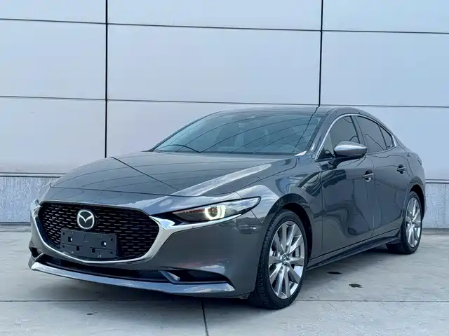 Mazda Mazda3 Axela 2.0L, Автомат, Элеганс