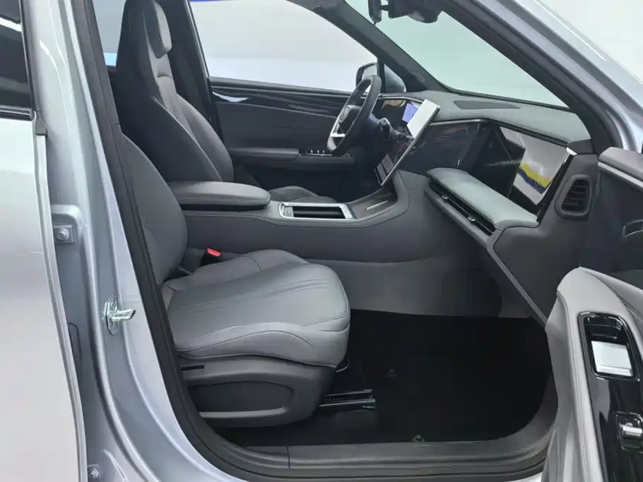 Geely Galaxy Galaxy L7 2025 2025 Model EM-i 115km Long Range Edition