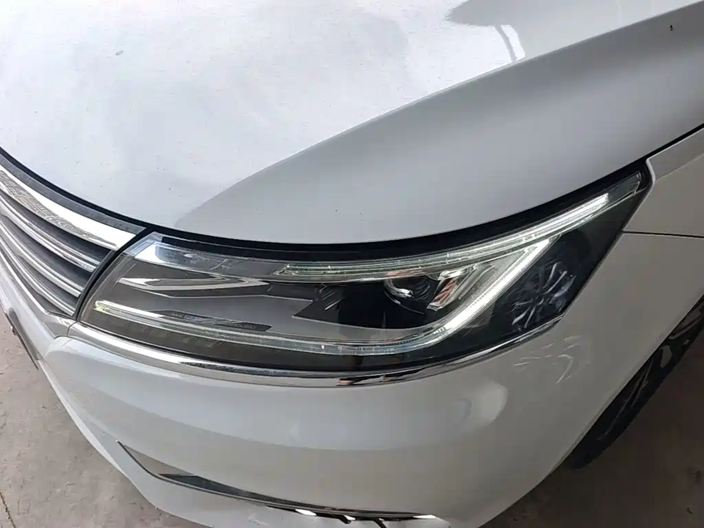 Roewe i6 2017 2017 20T Auto Internet Smart Premium Edition