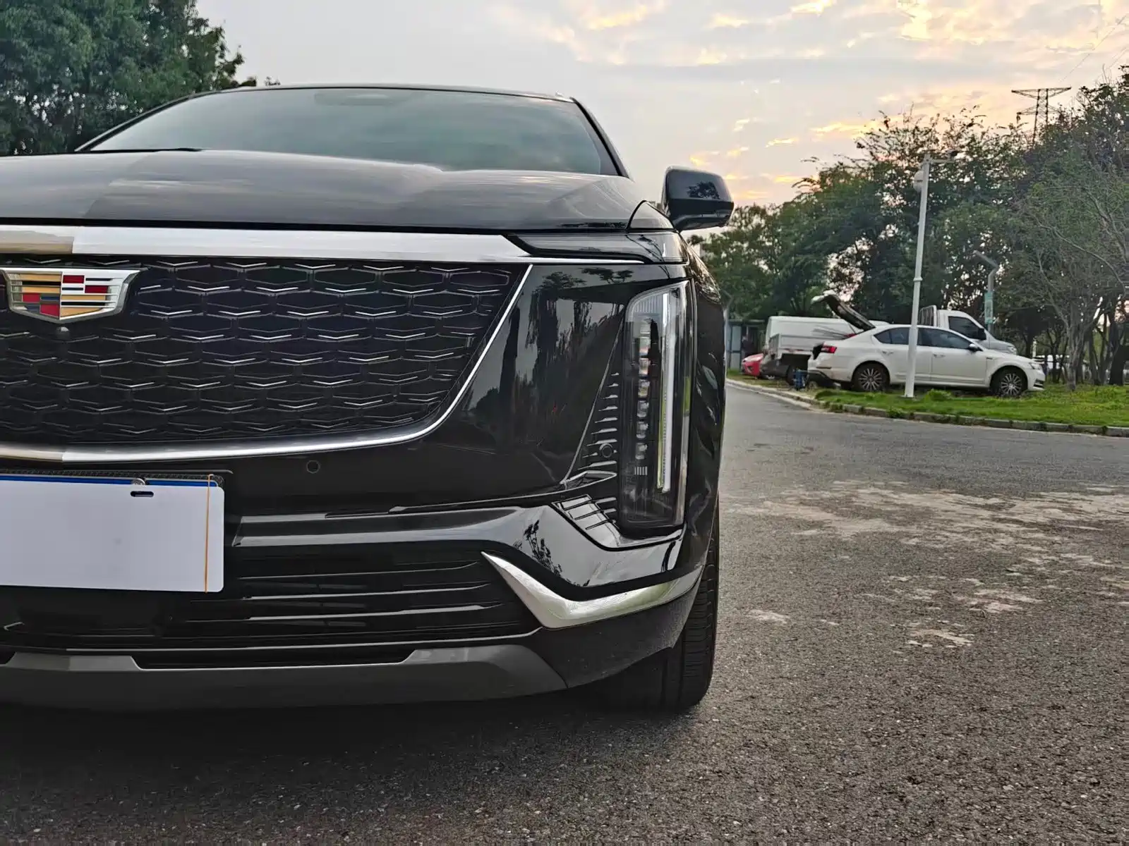 Фото 10 - Cadillac XT5