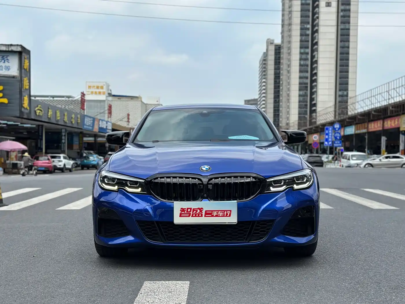 BMW 3 Series 2020 325i M Sport Black Night Package фото 2