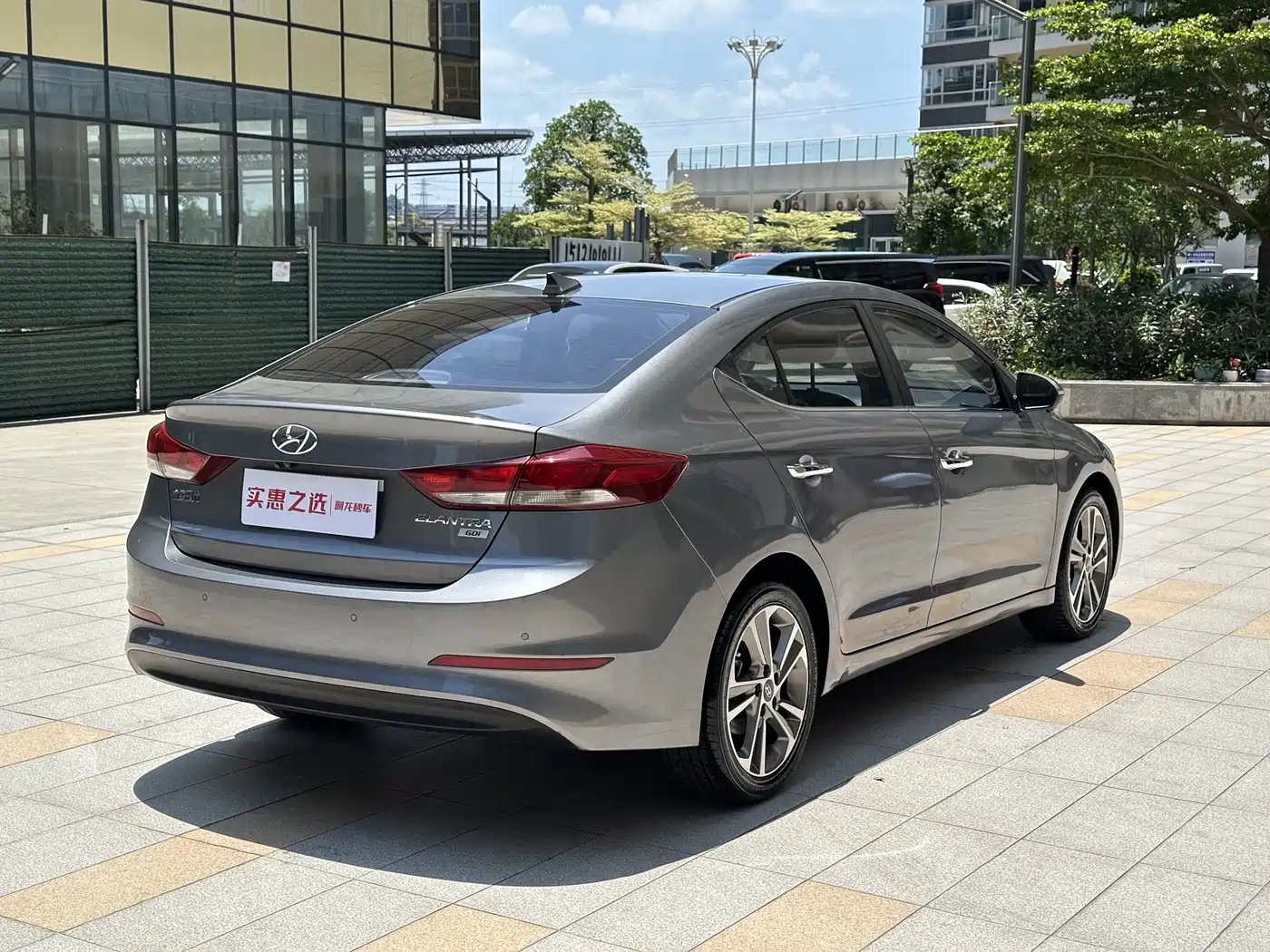 Hyundai Elantra 2016 Model 1.6L Automatic Smart Elite фото 4