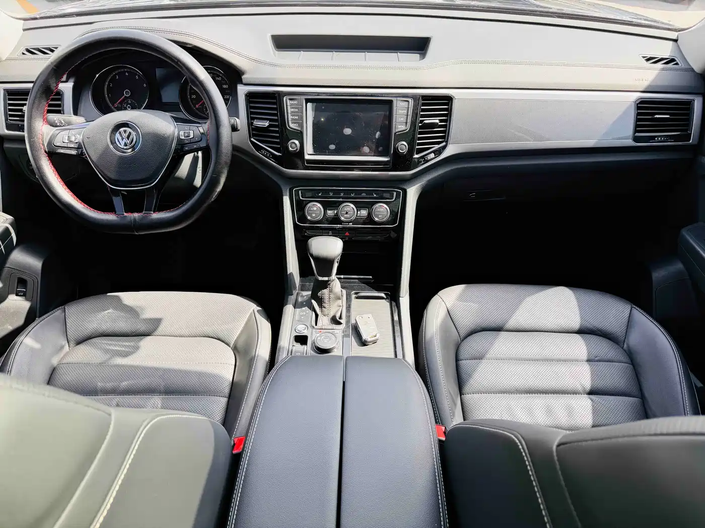 Volkswagen Teramont 2017 380TSI 4WD Luxury Edition фото 11