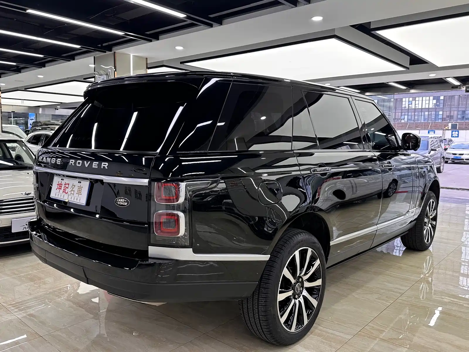 Фото 7 - Land Rover Range Rover