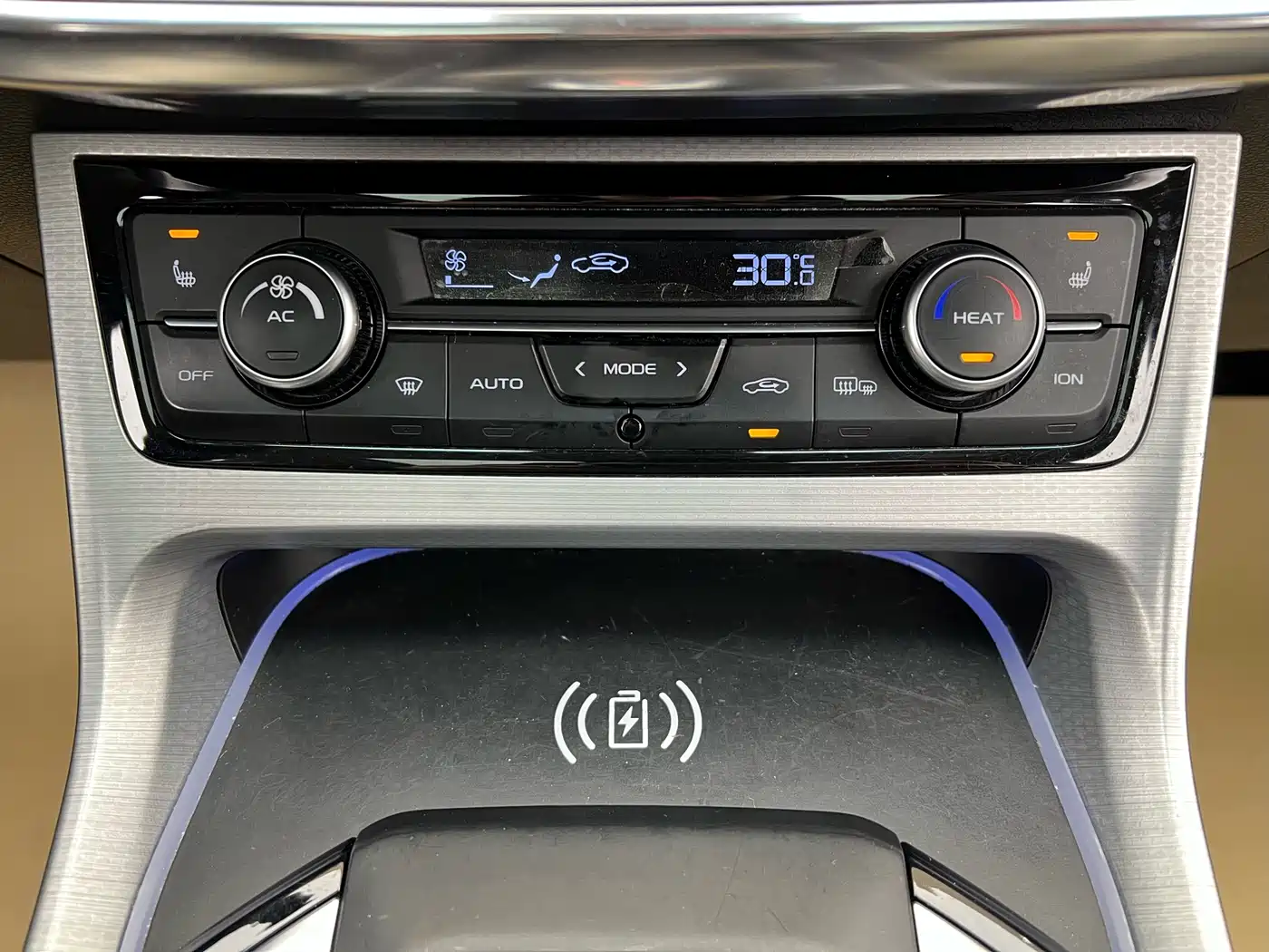 GEELY AUTOMOBILE EMGRAND GSE