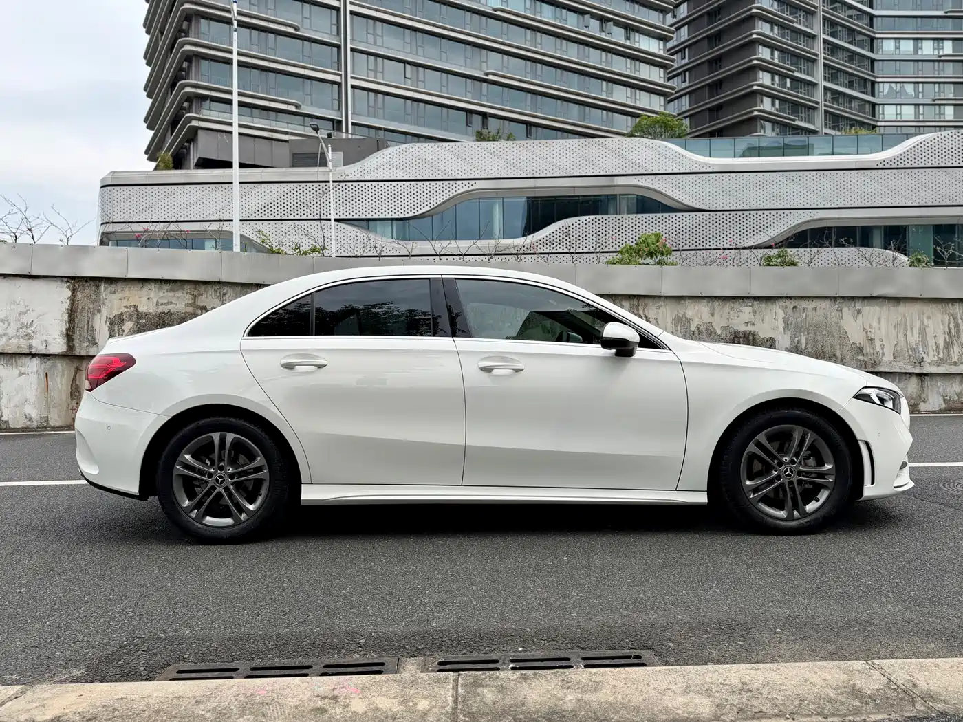 Mercedes-Benz A-Class 2020 Model Facelift A 180 L фото 8