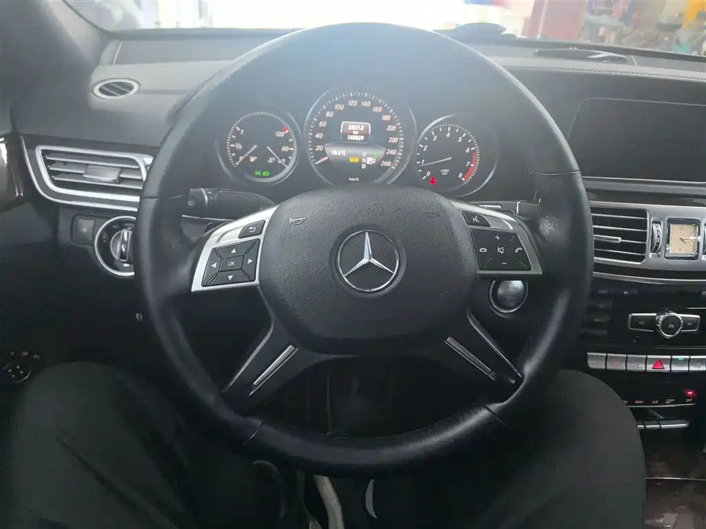 Mercedes-Benz E-Class 2015 E 320 L 4MATIC фото 7
