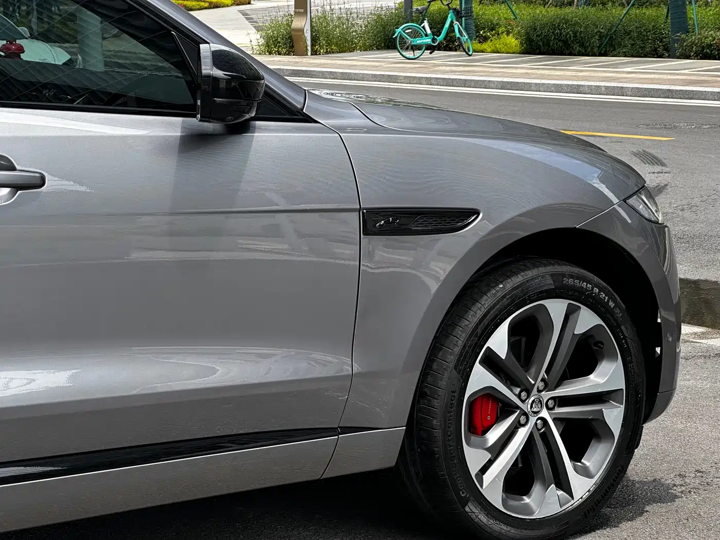 Jaguar F-PACE 2024 P250 R-Dynamic HSE фото 9