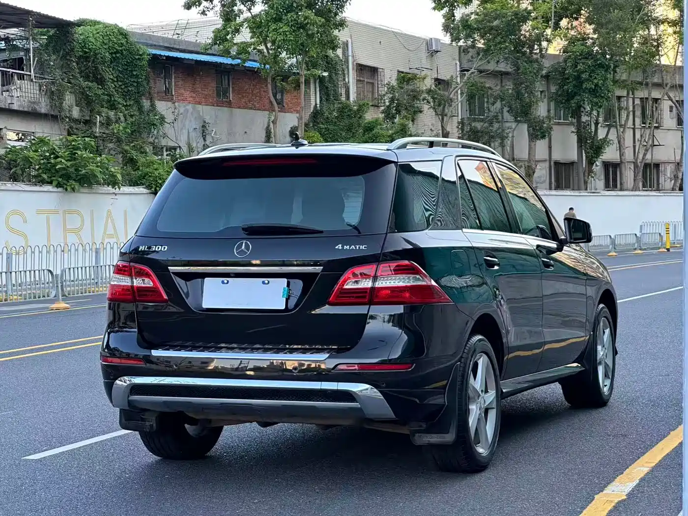 Mercedes-Benz M-Class 2012 ML 300 фото 9
