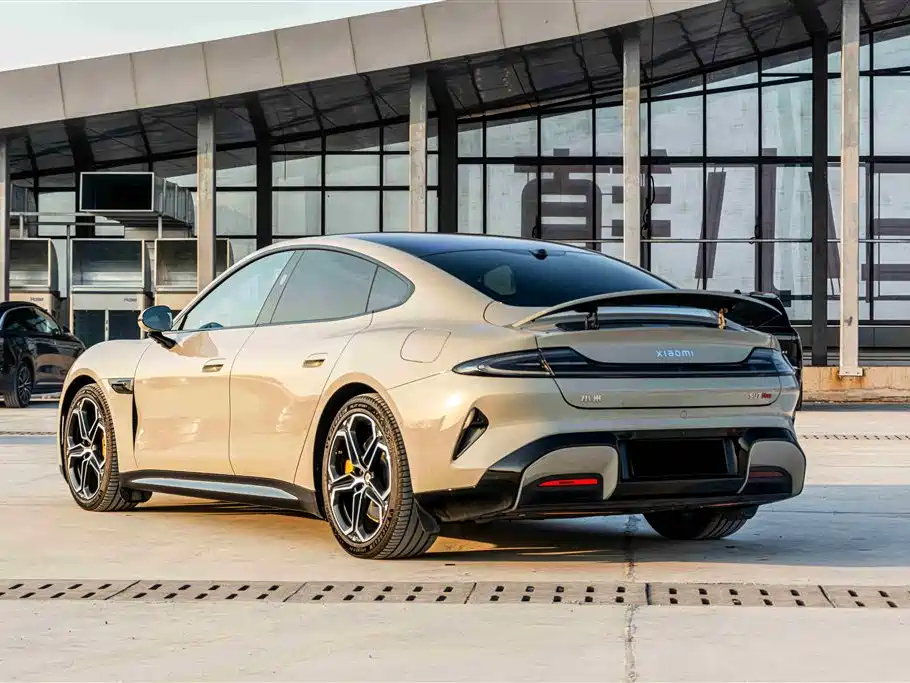XIAOMI CAR XIAOMI SU7