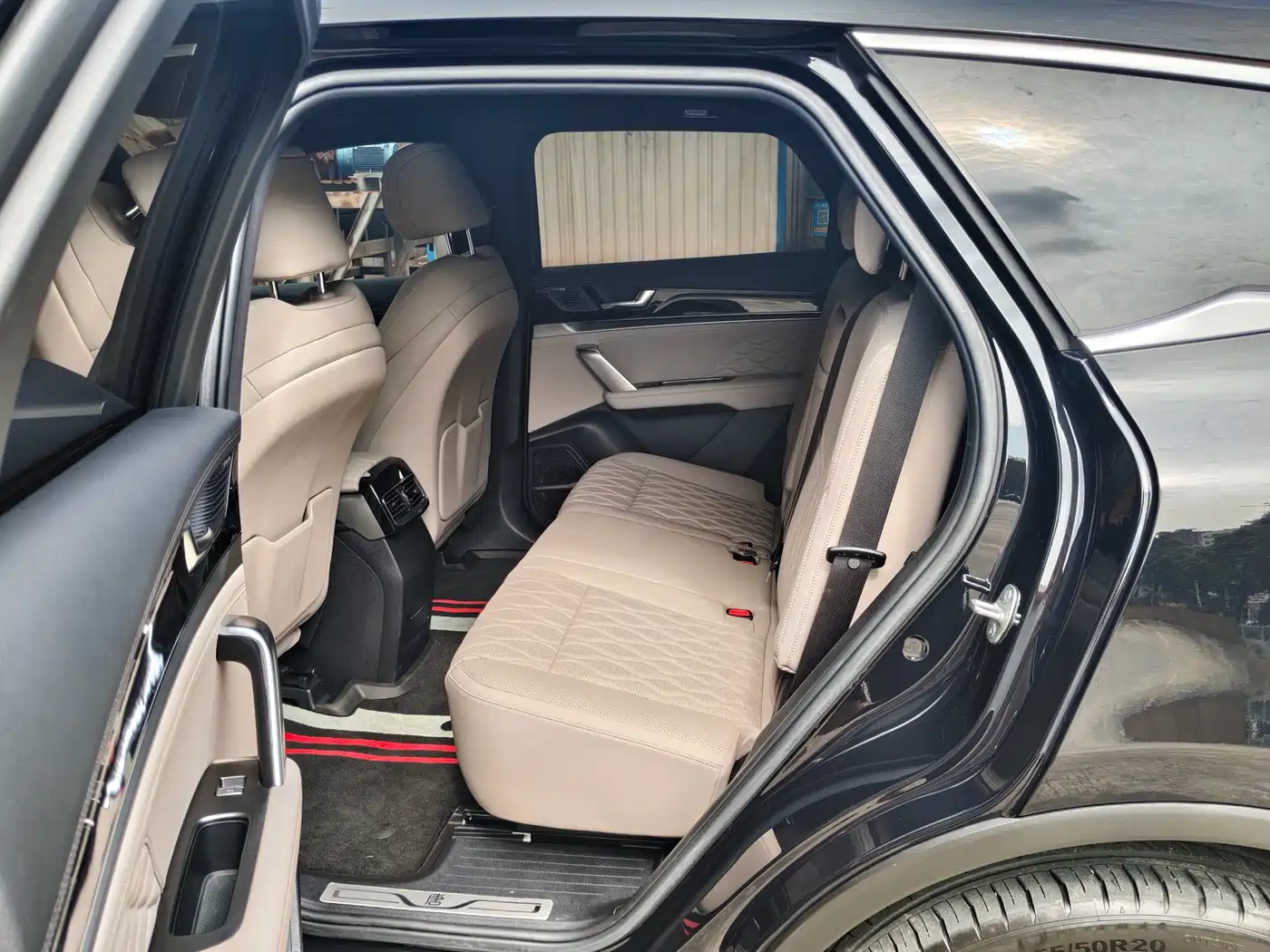 BYD Tang New Energy 2024 DM-i Honor Edition 112KM Premium фото 9