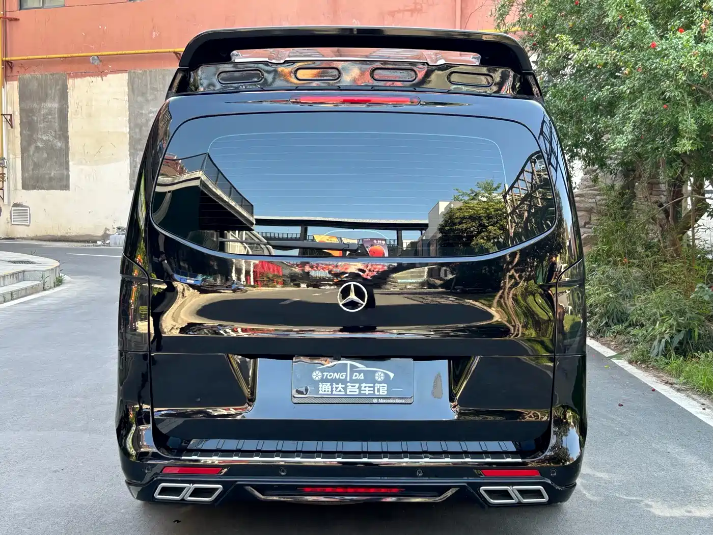 Mercedes-Benz Vito 2023 2.0T Business 7-Seater фото 28