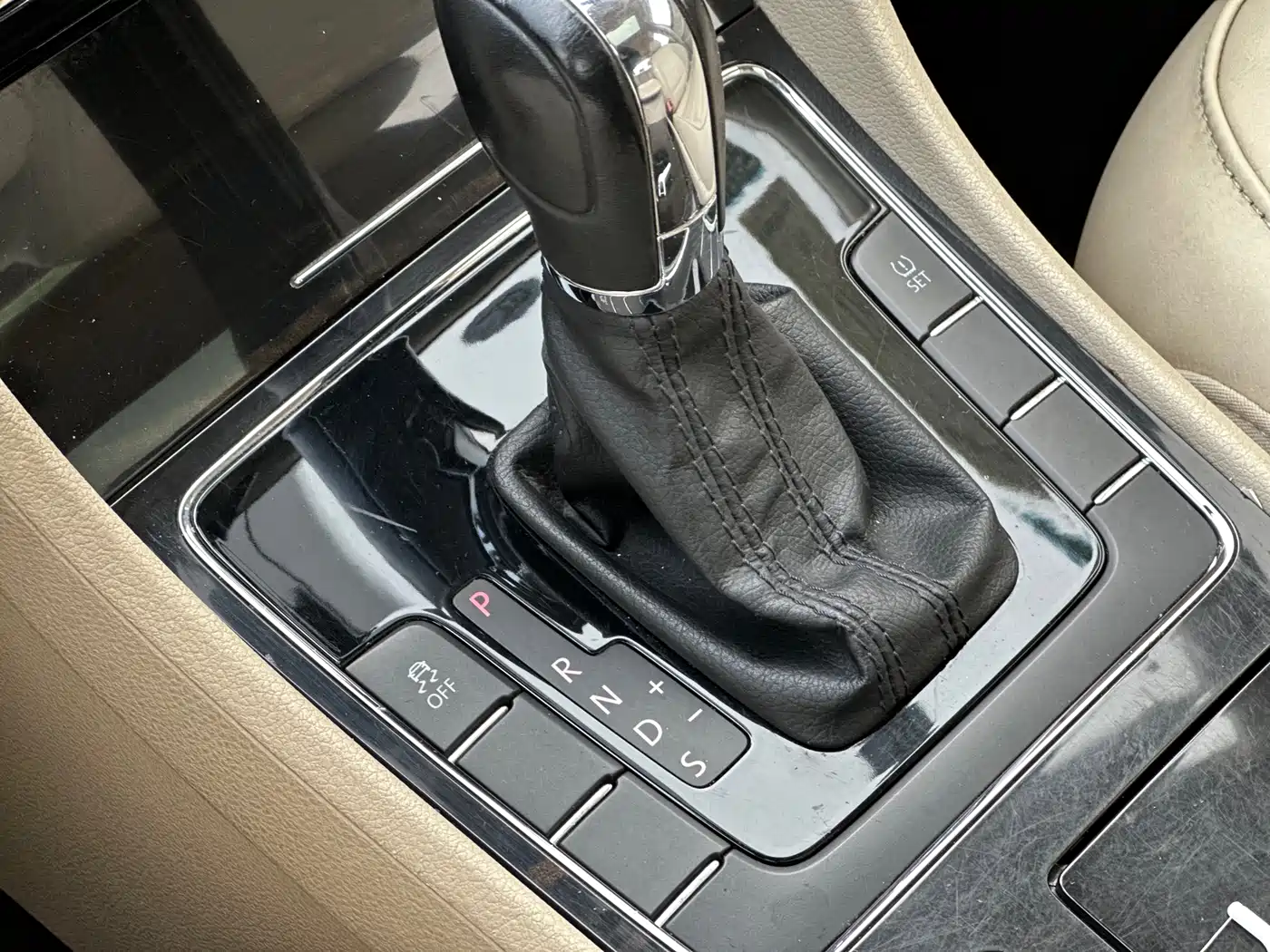 Volkswagen Passat 2013 1.8TSI DSG Zunrong фото 15