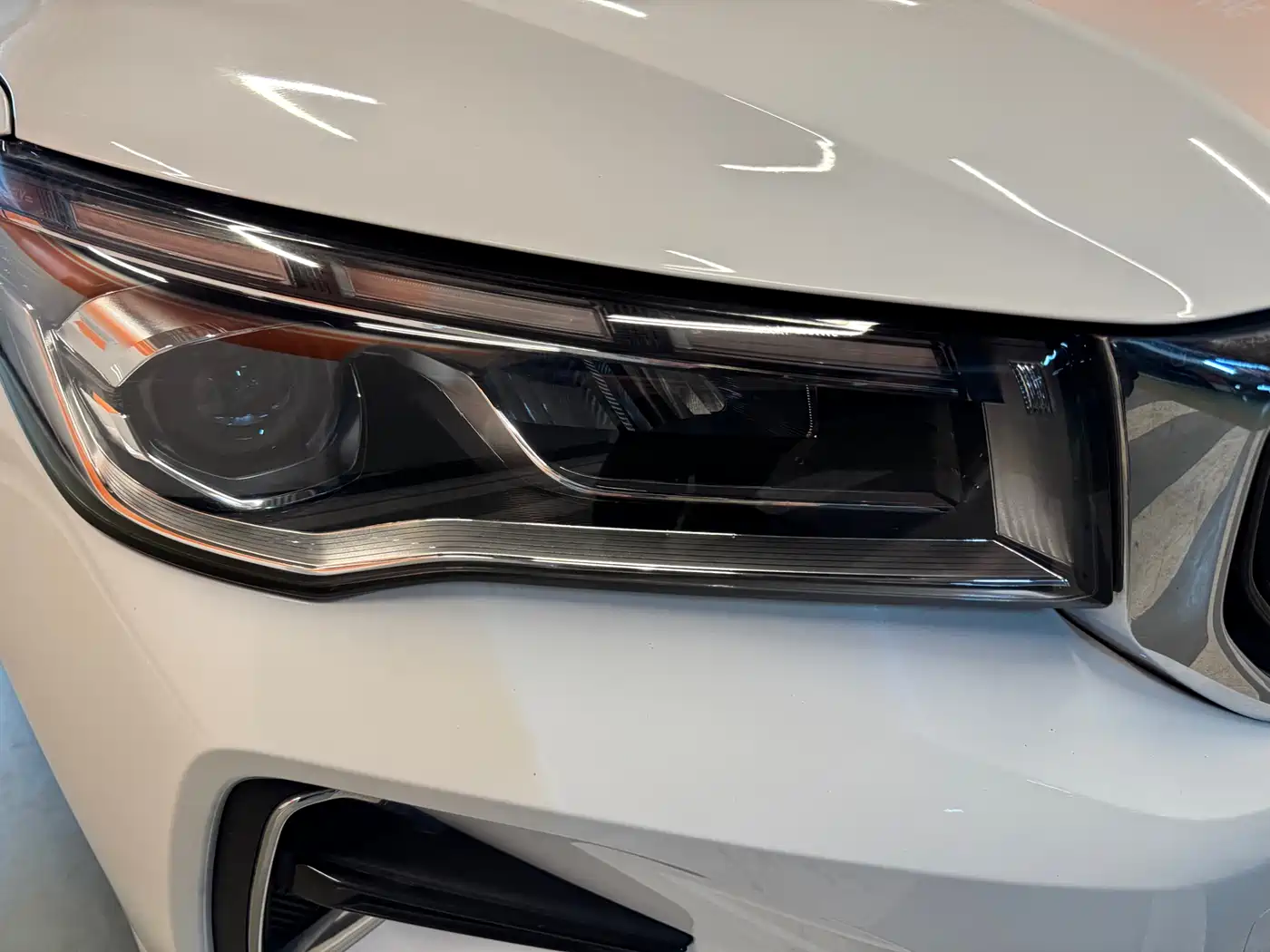 GEELY AUTOMOBILE EMGRAND