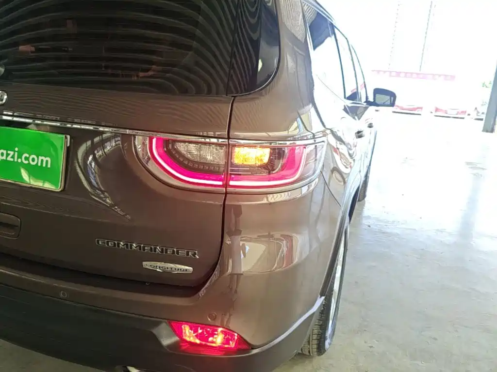 Jeep Commander 2019 2018 2.0T 2WD Advance Version China V