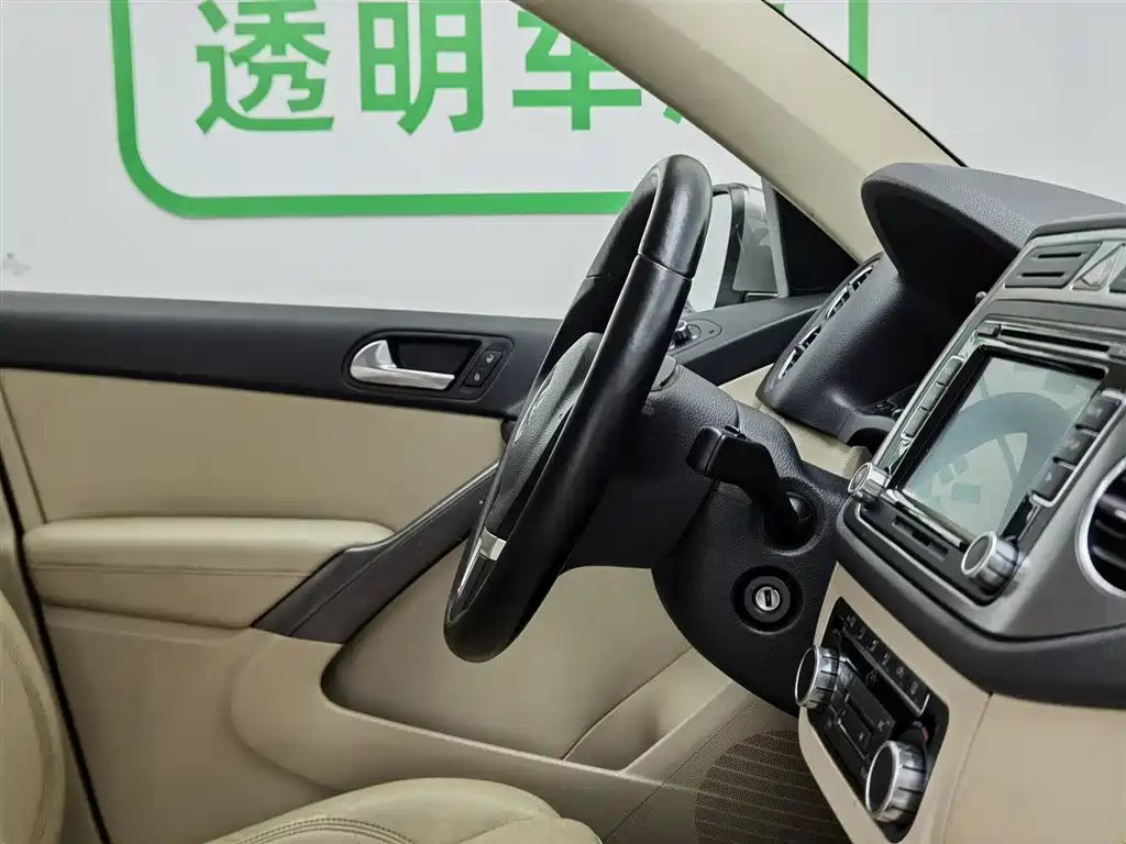 Volkswagen Tiguan 2010 2.0TSI Automatic 4WD Elite фото 22