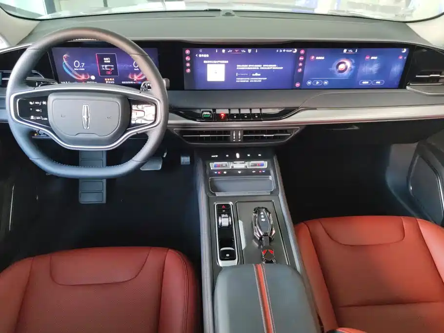 Lincoln Z 2025 2025 2.0T Premium Edition