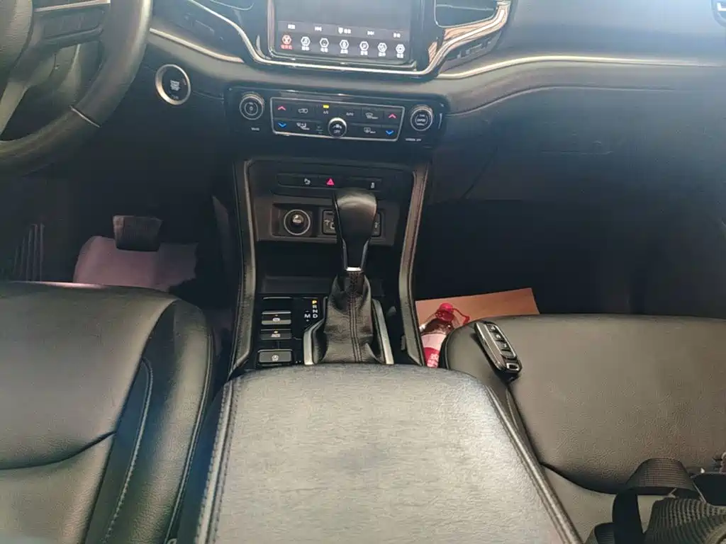 Jeep Commander 2019 2018 2.0T 2WD Advance Version China V
