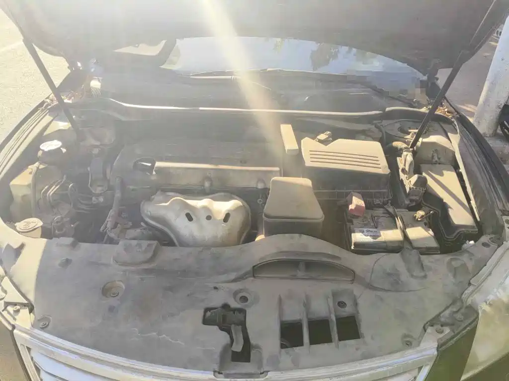 Фото 9 - Toyota Camry