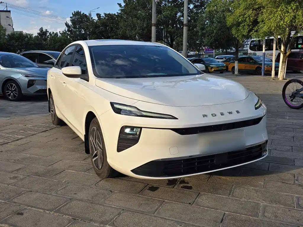 Roewe D6 2025 2025 Model 450km Premium Edition