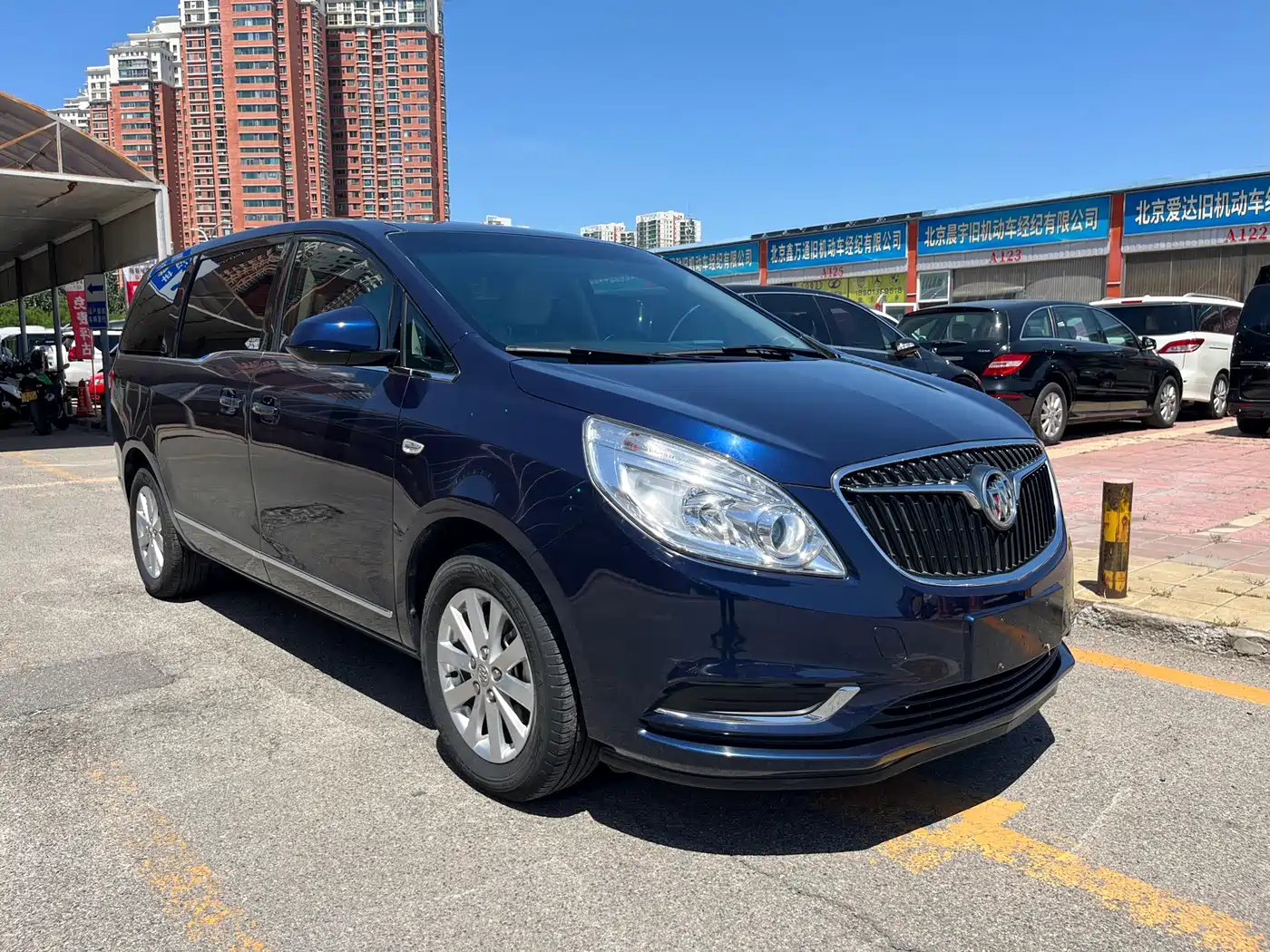 Buick GL8 2017 25S Premium Model China V фото 3
