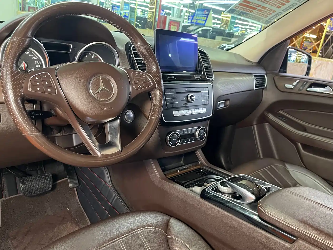 Mercedes-Benz GLE 2016 GLE 400 4MATIC фото 6