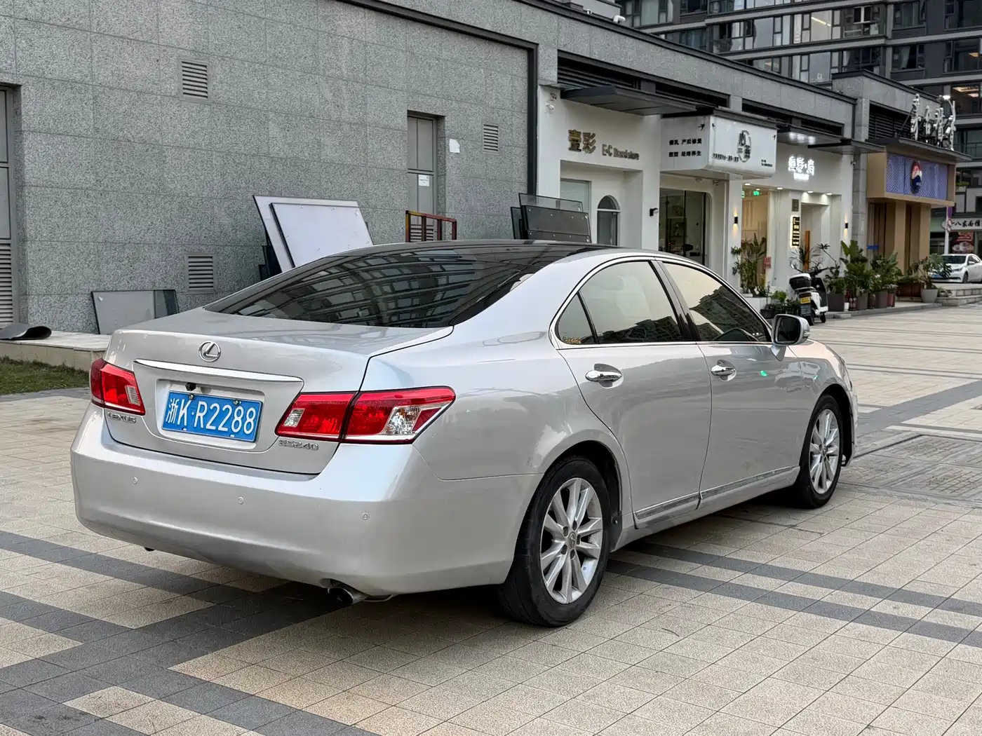 Lexus ES 2012 240 Special Limited Edition фото 9