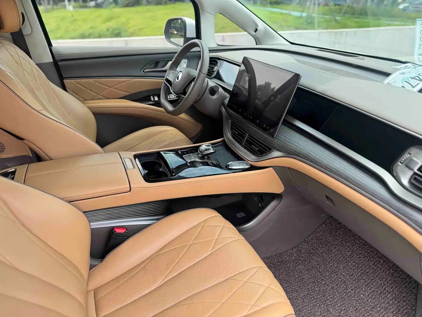 Denza D9 2022 2022 DM-i 970 AWD Flagship