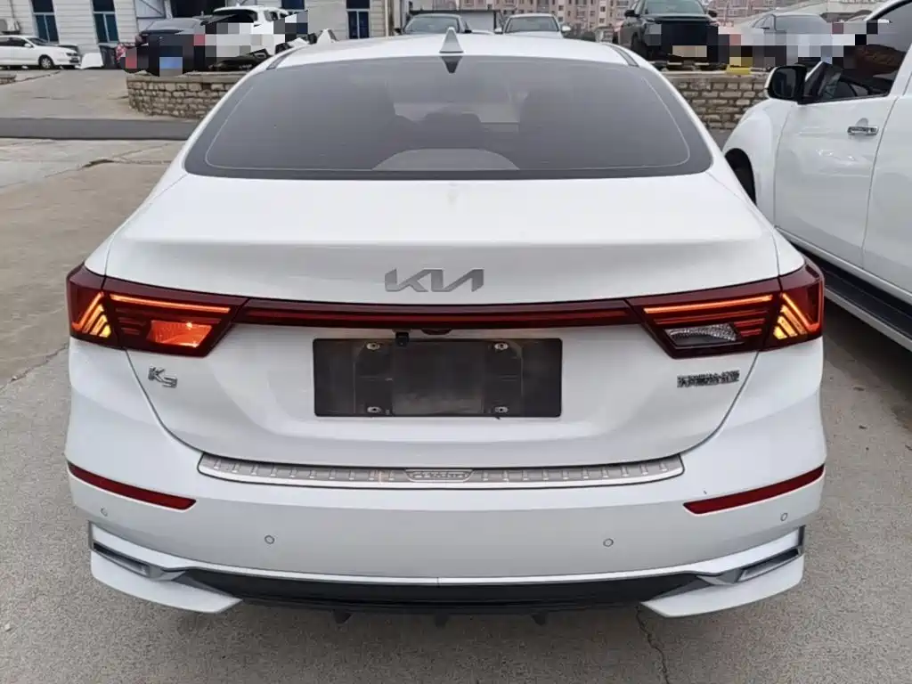 Фото 6 - Kia K3