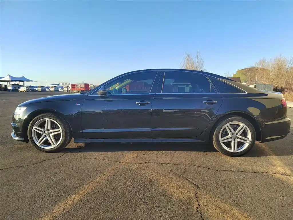 Audi A6L 2018 30th Anniversary 30 FSI Style фото 5