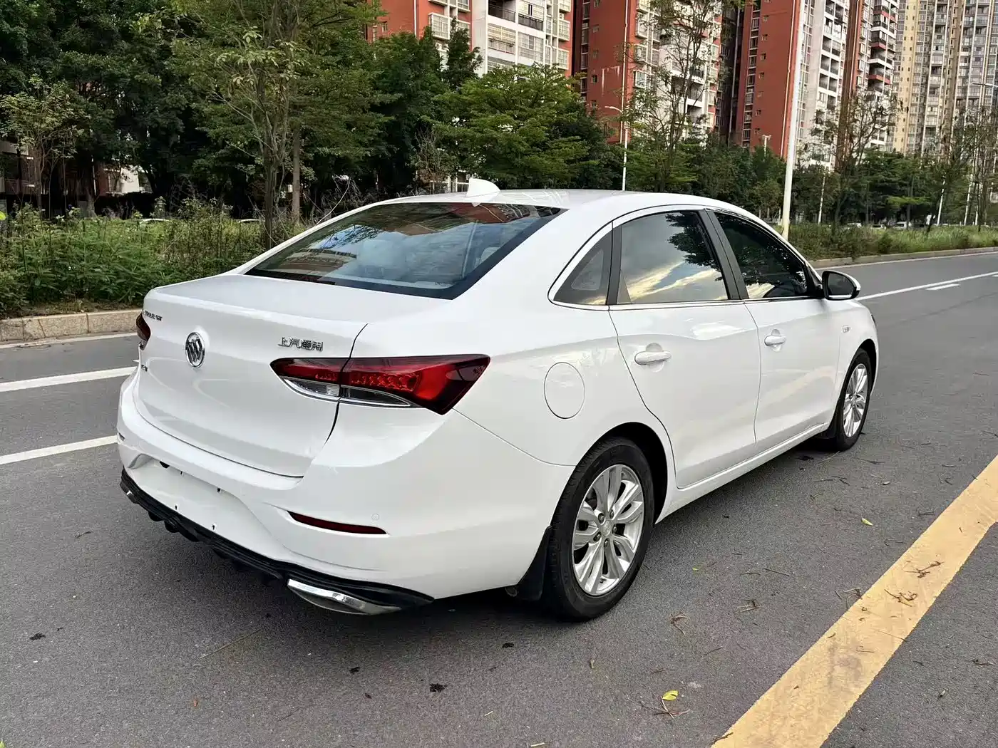 Buick Excelle 2018 15T Manual Elite (China V) фото 6