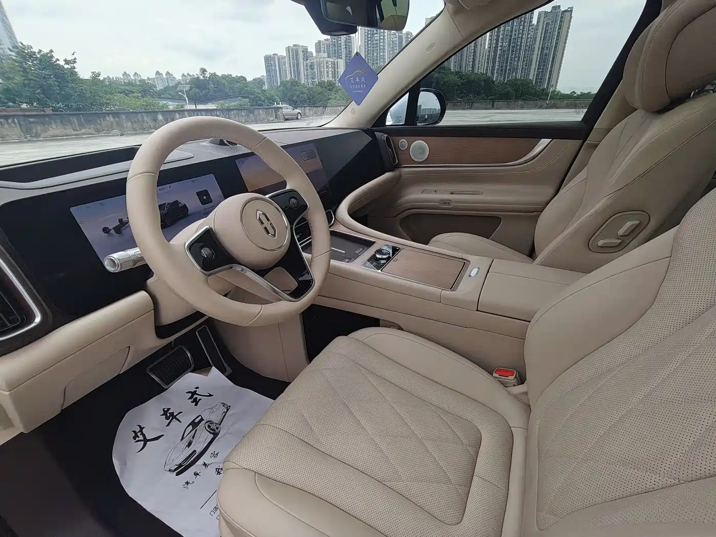 AITO Wenjie AITO M9 2024 Extended Range Ultra 42kWh 6-Seater фото 10