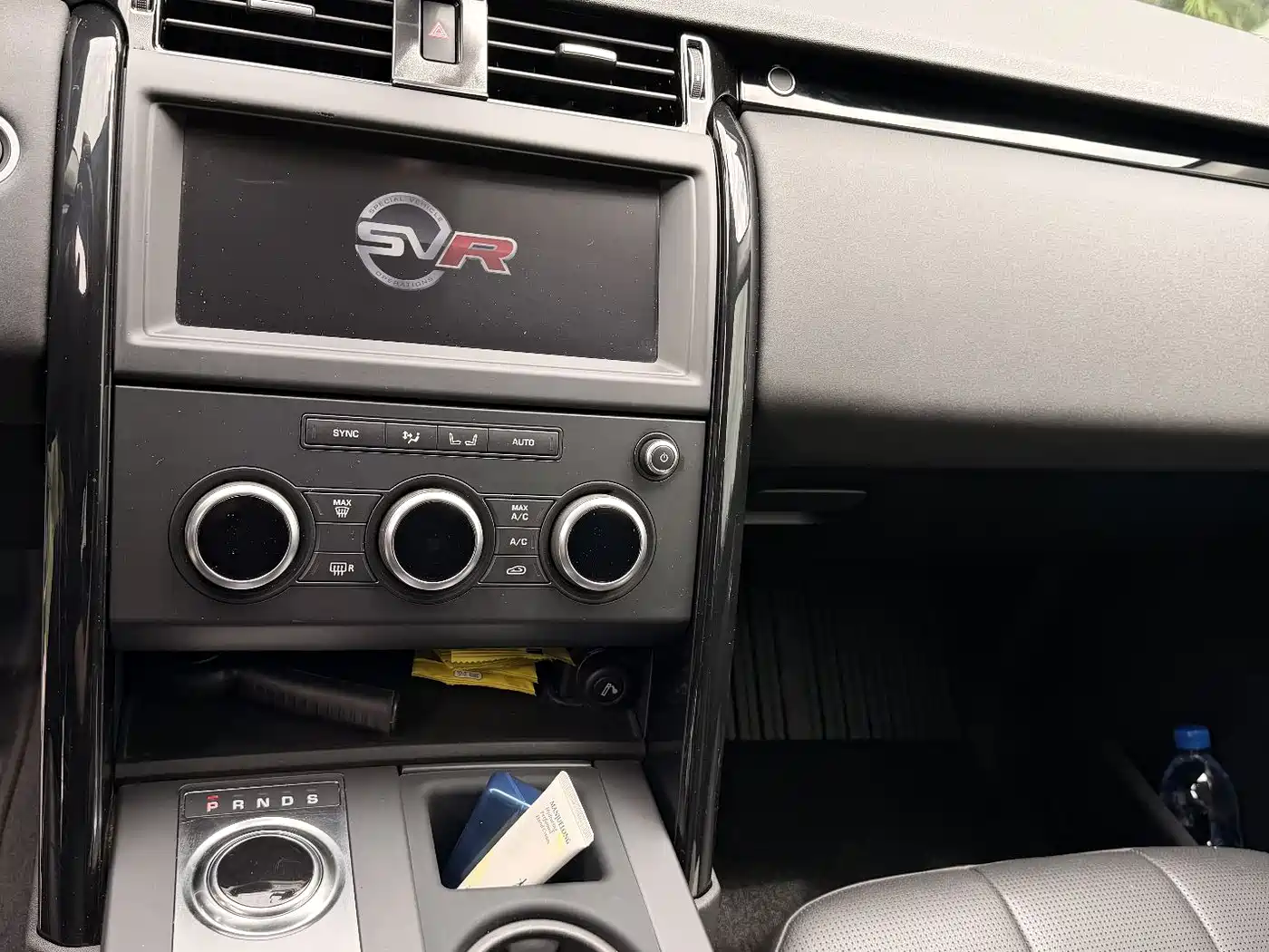 Land Rover Discovery 2019 3.0 SC V6 SE фото 10