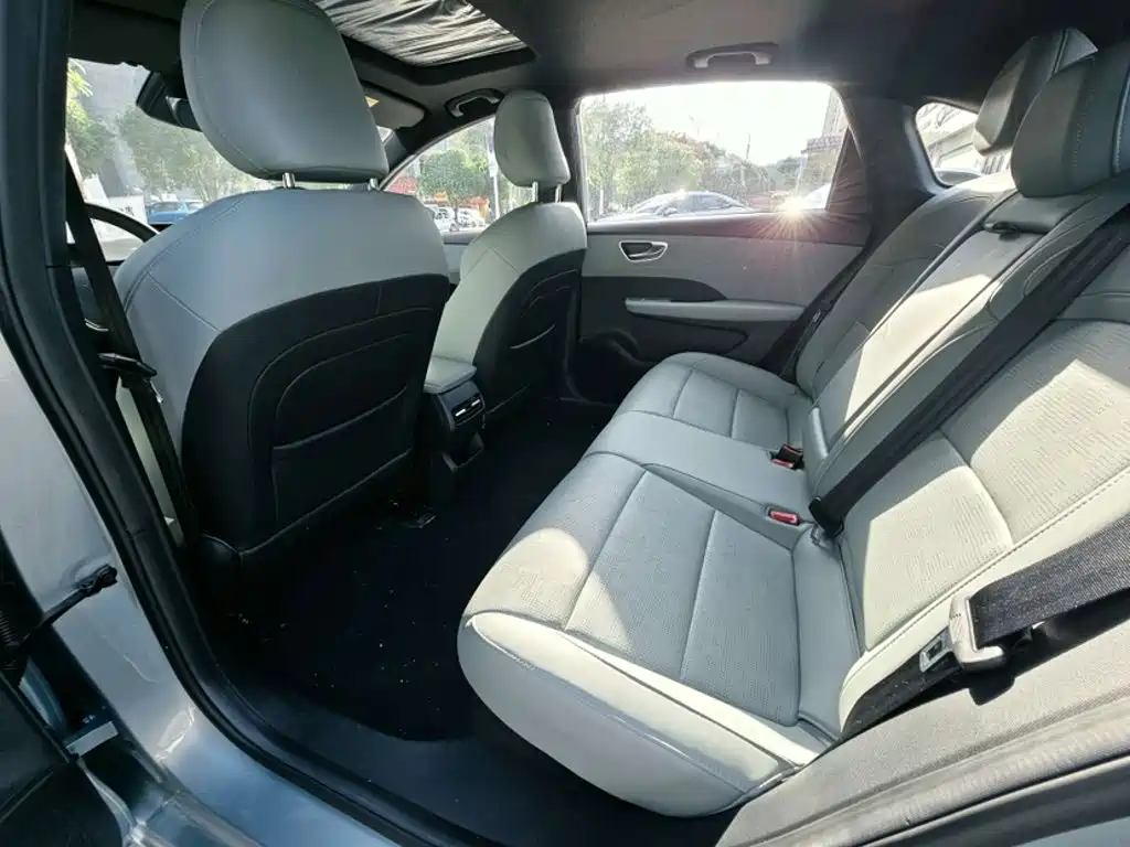 Roewe D6 2025 2025 520km Smart Edition