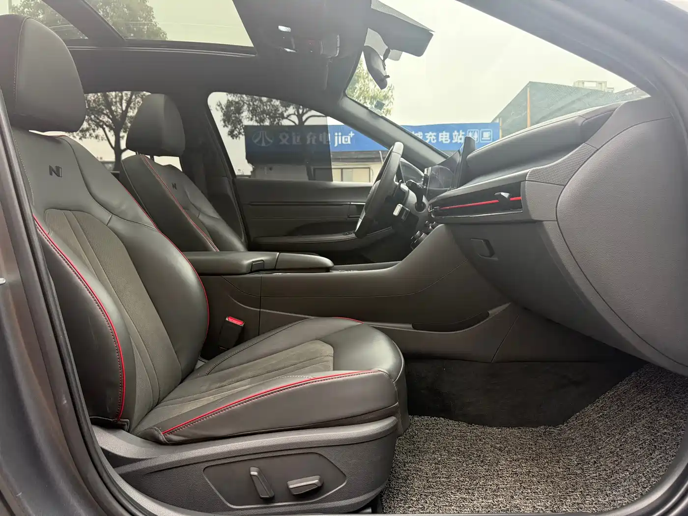 Hyundai Sonata 2024 2.0T N Line Pro фото 34