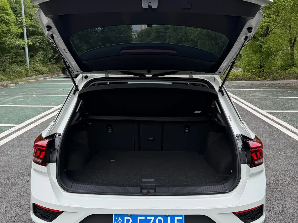 Volkswagen T-ROC 2022 280TSI DSG 2WD Comfort PLUS фото 19