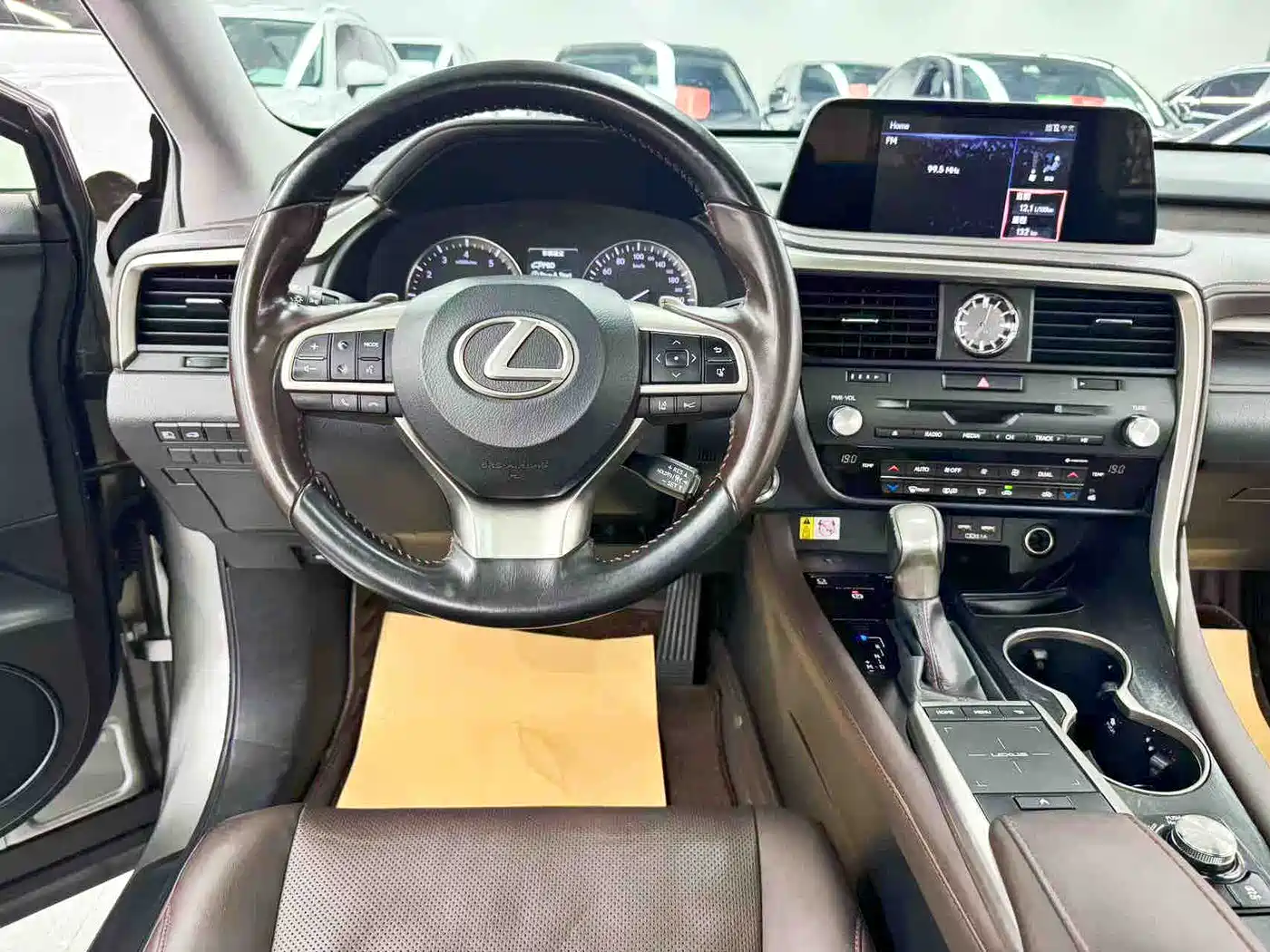 Lexus RX 2020 300 2WD Comfort Edition China VI фото 16