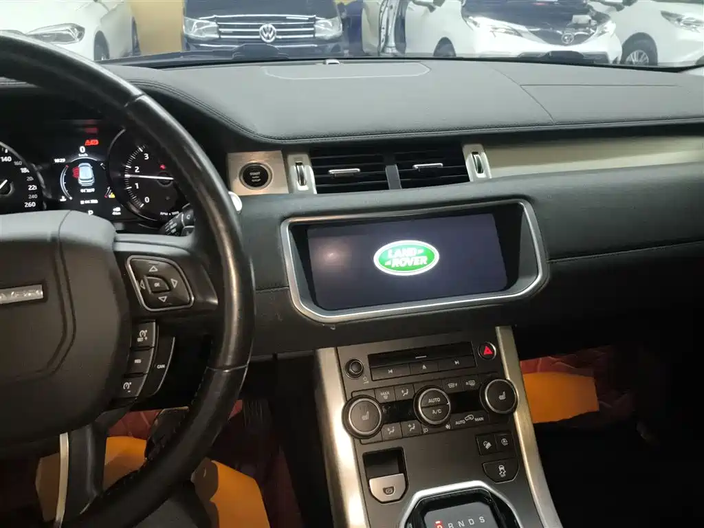 Land Rover Range Rover Evoque 2018 240PS SE Smart Edition фото 6