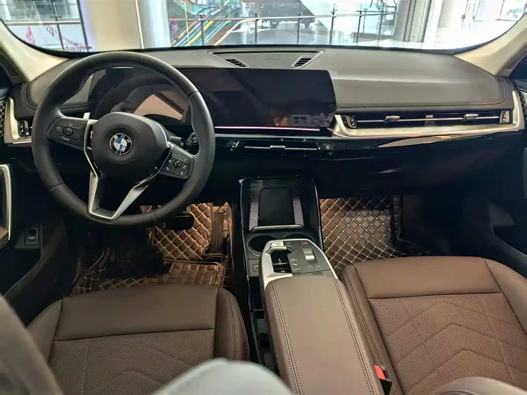 BMW X1 2024 sDrive25Li X Design Package фото 4