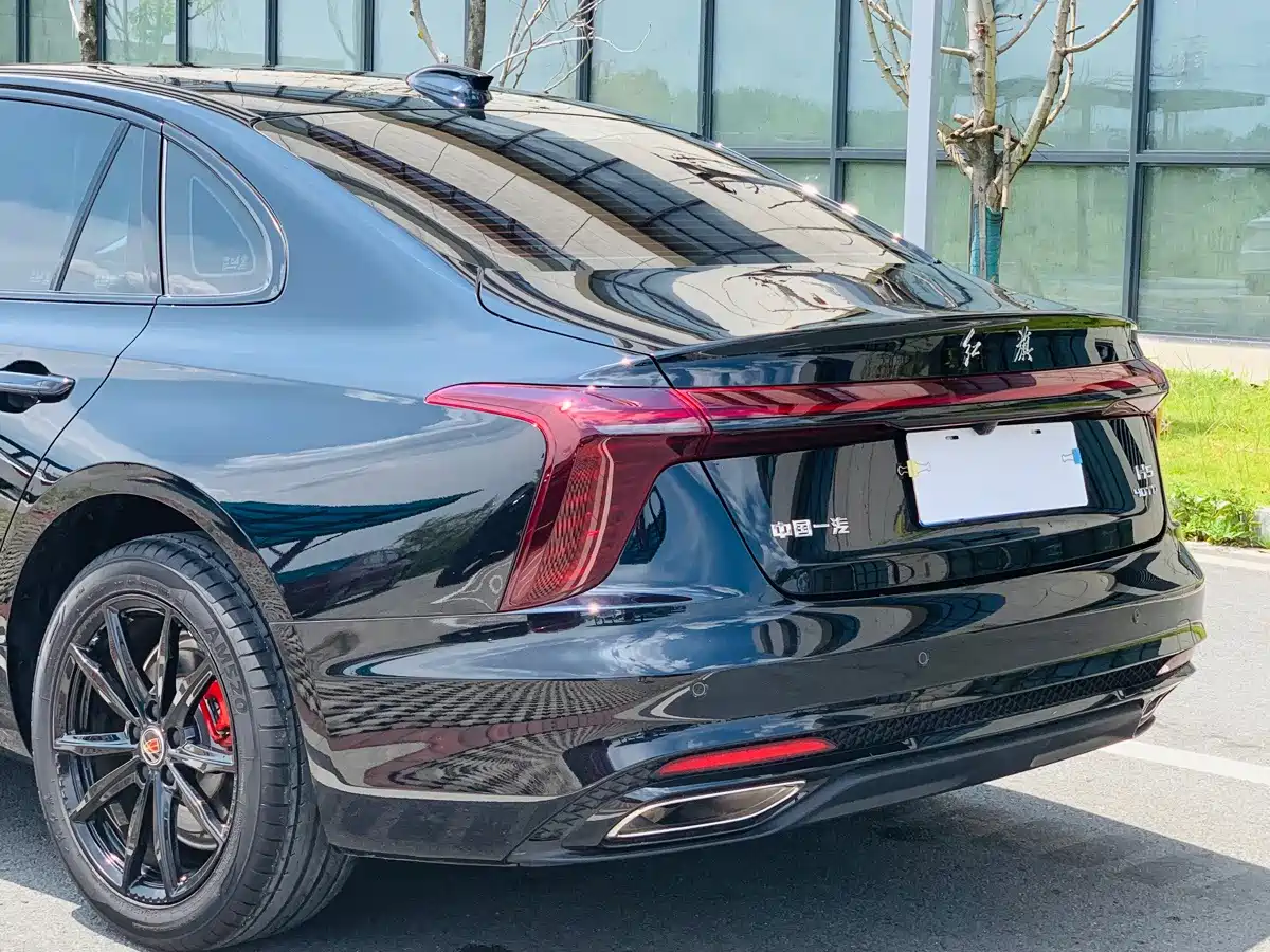 Hongqi H5 2026 2025 2.0T Automatic Mystic Shadow