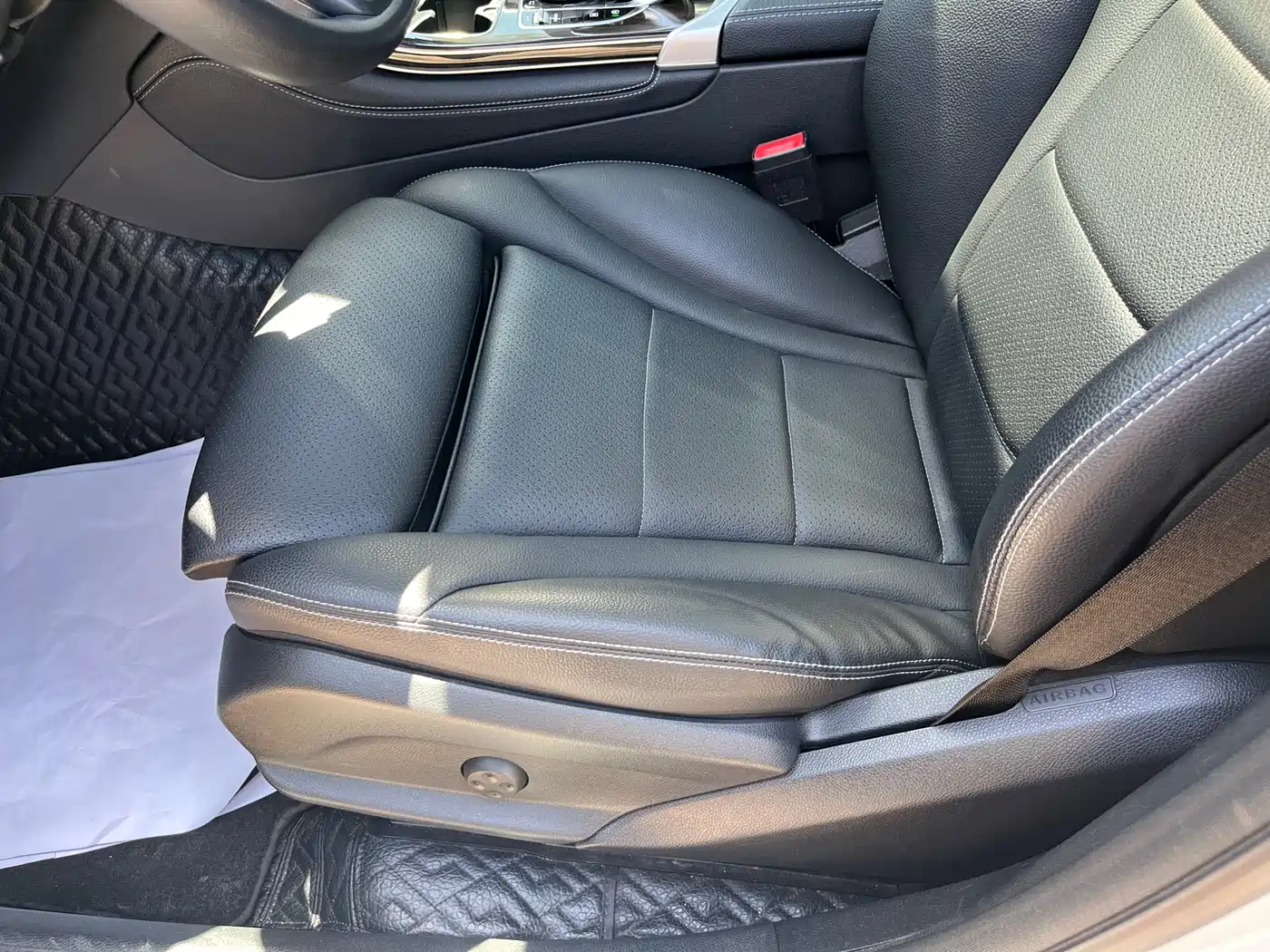 Mercedes-Benz GLC 2019 GLC 260 L 4MATIC Luxury фото 10